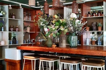 Decoración de flores para bares